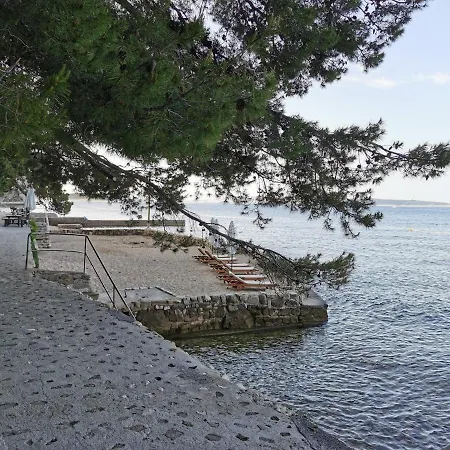 Harmony Place In Barbat With Sea View 公寓